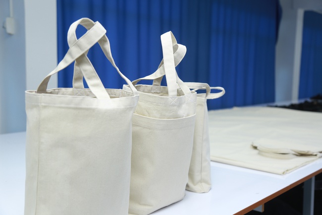 Eco-friendly natural cotton bag