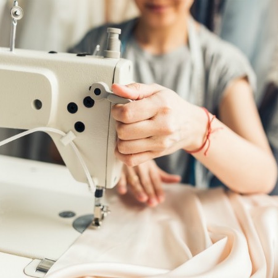 Швейная машинка Couture Machine